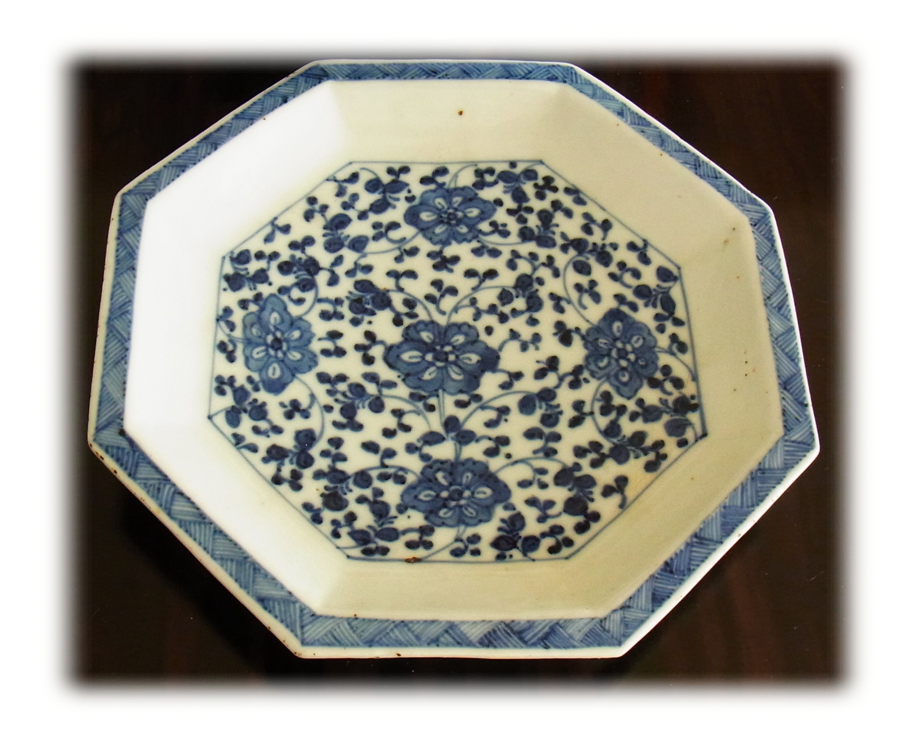 Chinese Antique Blue and White octagonal plate