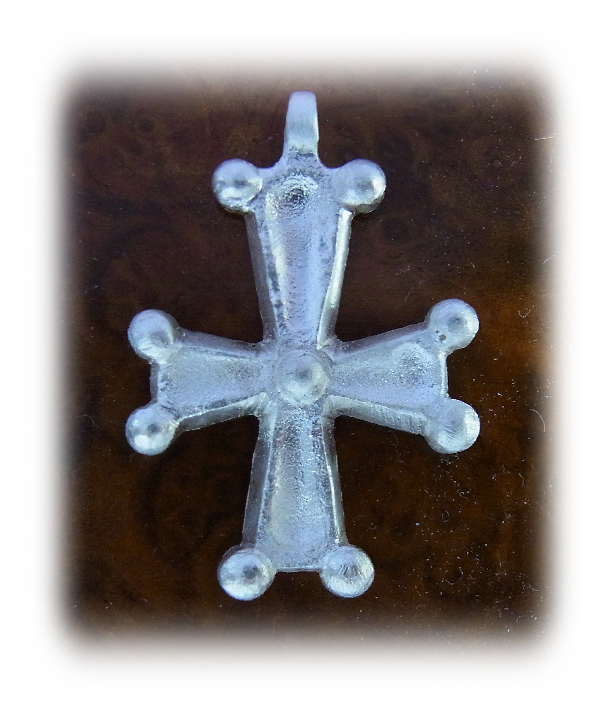 ビザンティン様式の銀99.99の十字架